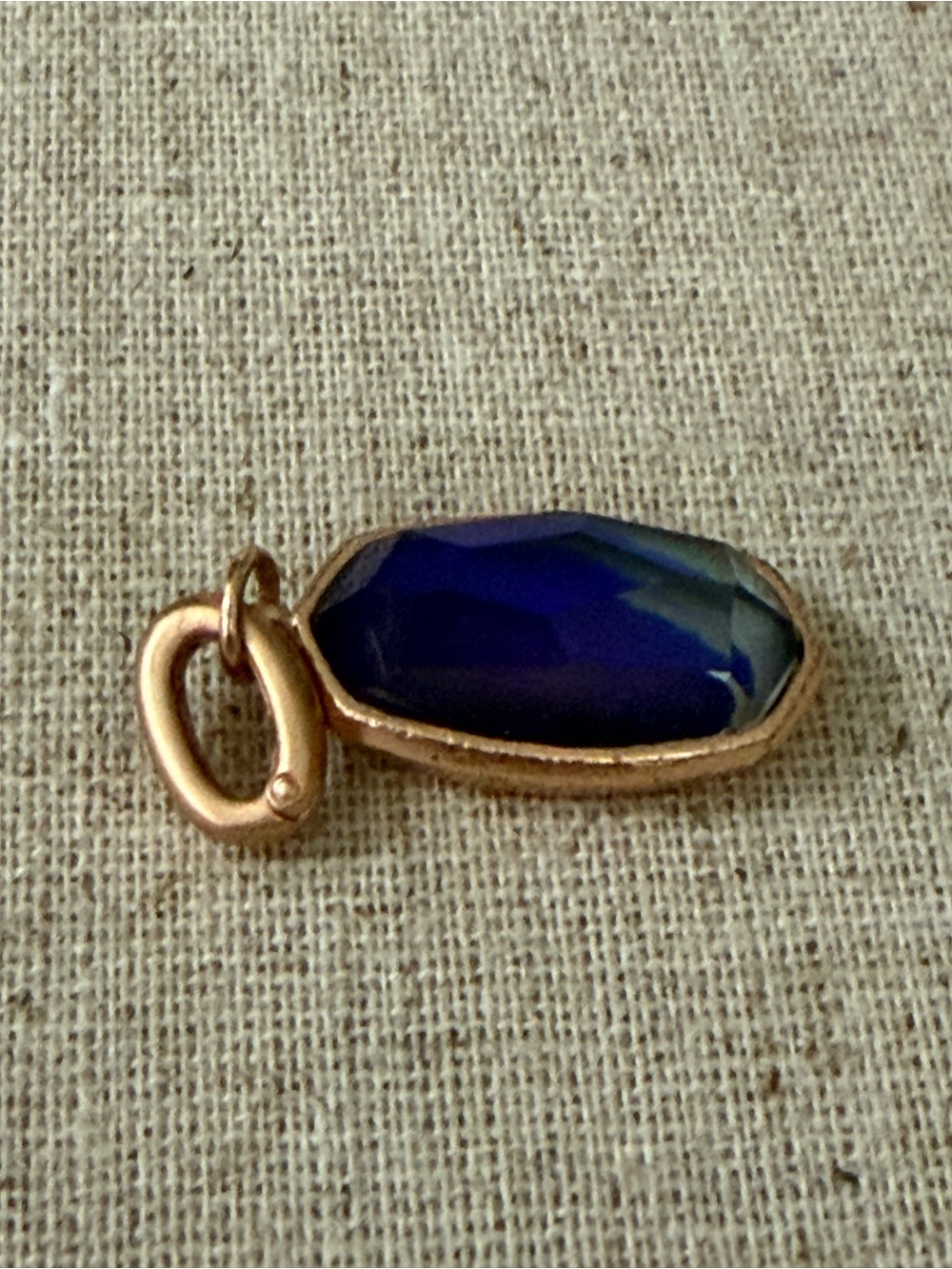 💛KENDRA SCOTT ROSEGOLD CHARM💛 - Picture 4 of 4
